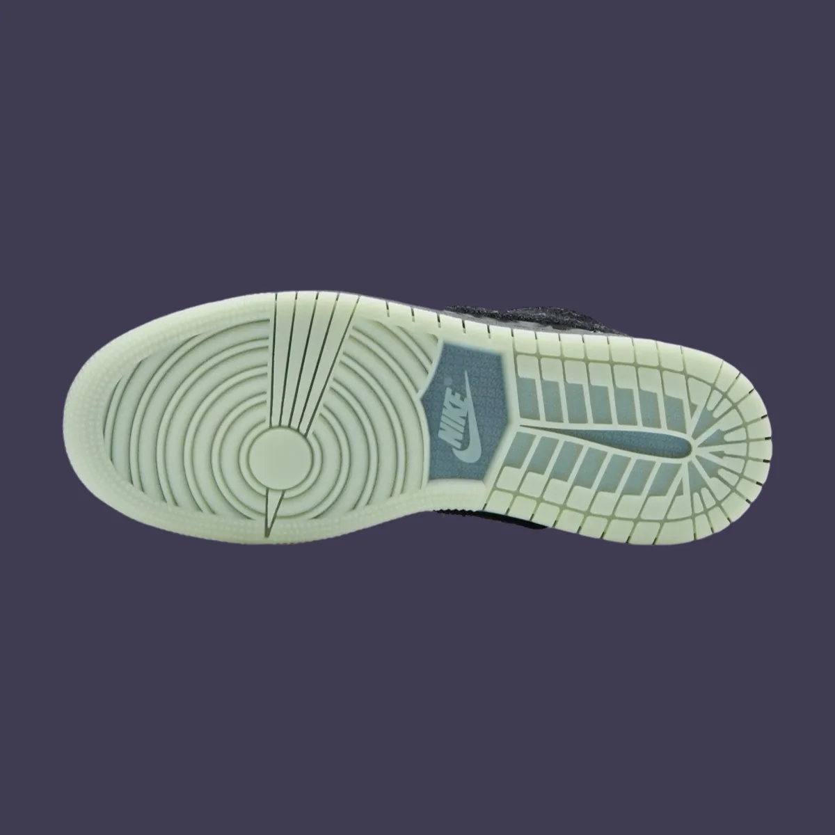 Air Jordan 1 Low Fortune Fly (Halloween 2024), shot