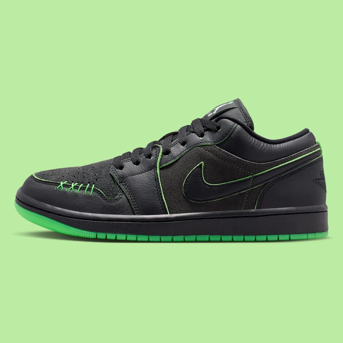 Air Jordan 1 Low Halloween (2026), shot