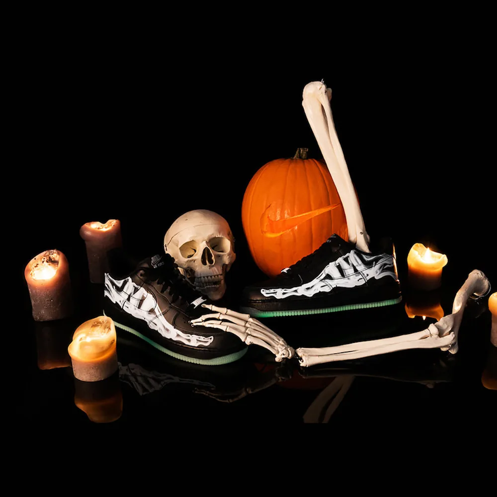 Nike Air Force 1 Low Skeleton Black, shot