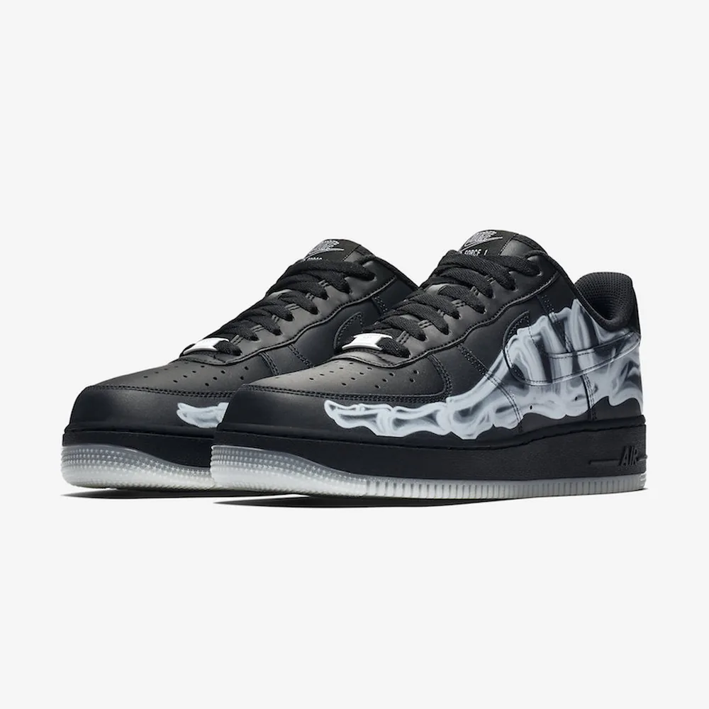 Nike Air Force 1 Low Skeleton Black, shot