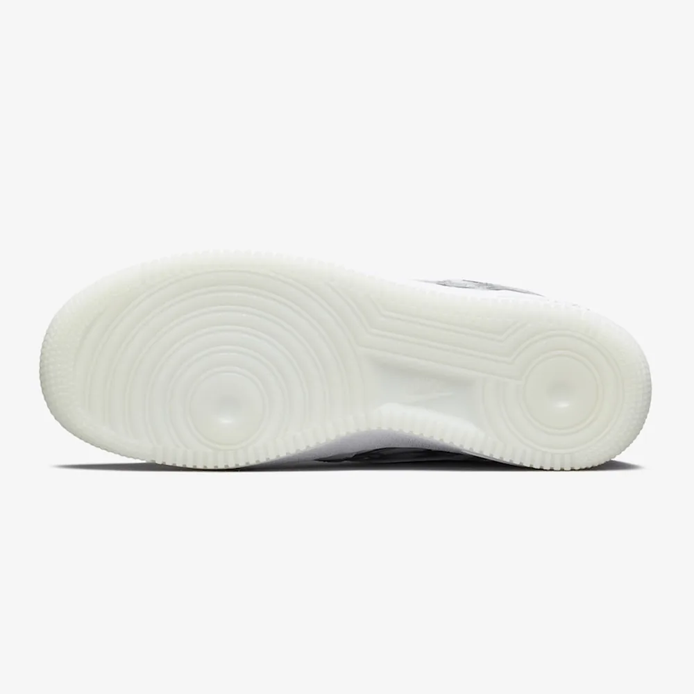Nike Air Force 1 Low Skeleton White, shot