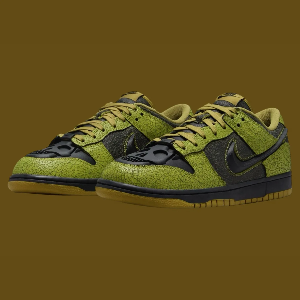 Nike Dunk Low Halloween (2024), shot