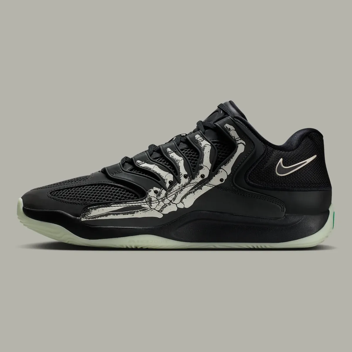 Nike KD 18 Slim Reaper, shot