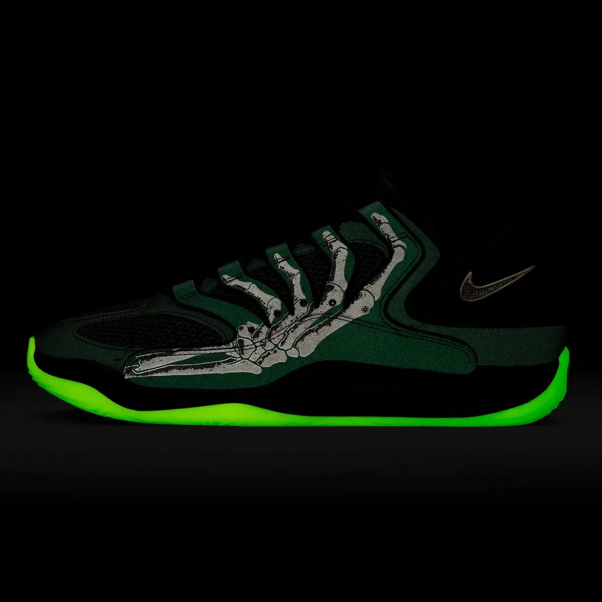 Nike KD 18 Slim Reaper, shot