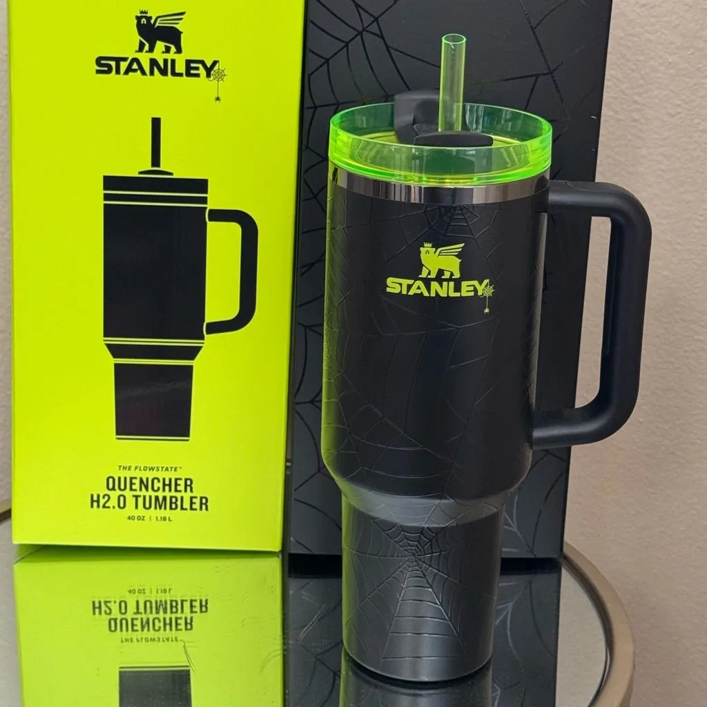 Stanley Halloween Quencher H2.0 FlowState Tumbler 40 oz, unboxing